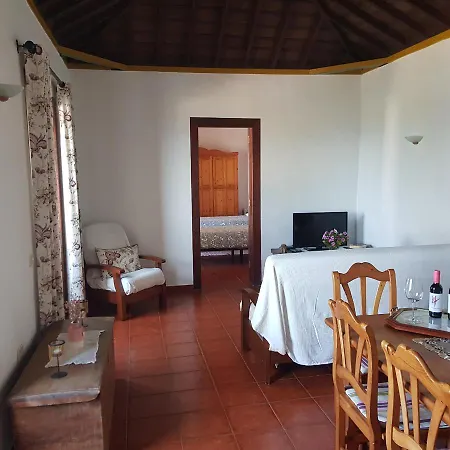Casa Pardelo Holiday home *
